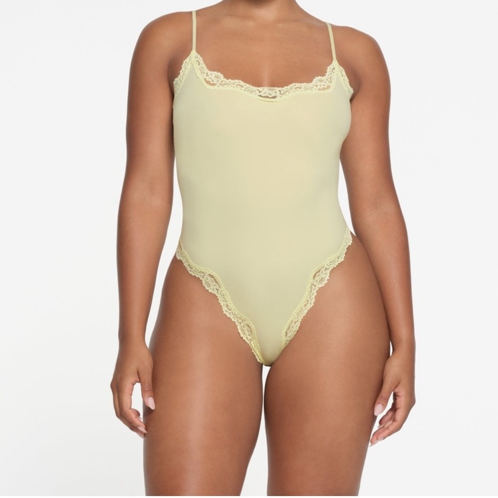 SKIMS Green/Yellow Bodysuit